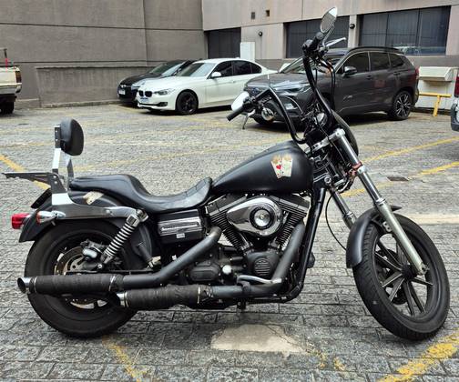 HARLEY-DAVIDSON DYNA SUPER GLIDE 